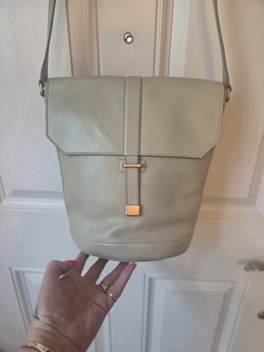 Marc By Marc Jacobs• "ALICIA" Creamy Vanilla Leather Crossbody Bucket Bag